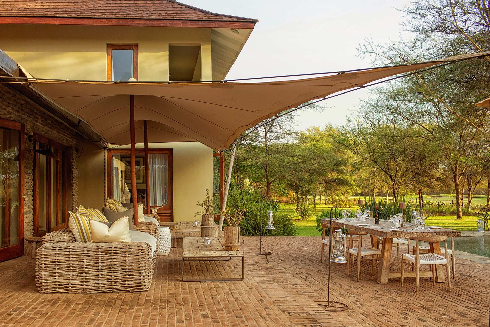 Have lunch at the terrace of Siringit Villa, looking on to the green